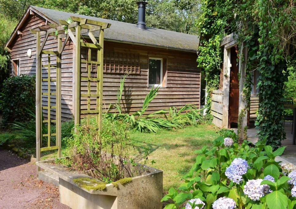 בינון Chalet Cosy Au Coeur De La Foret De Broceliande מראה חיצוני תמונה