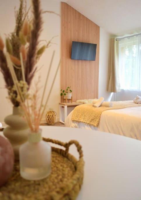 בינון Chalet Cosy Au Coeur De La Foret De Broceliande מראה חיצוני תמונה